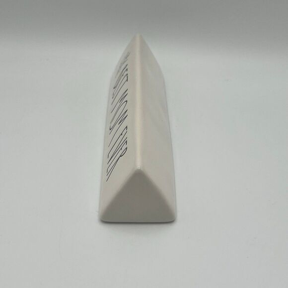 NWOT Rae Dunn BEST MOM EVER Triangle Desk Block Sign - Picture 2 of 6